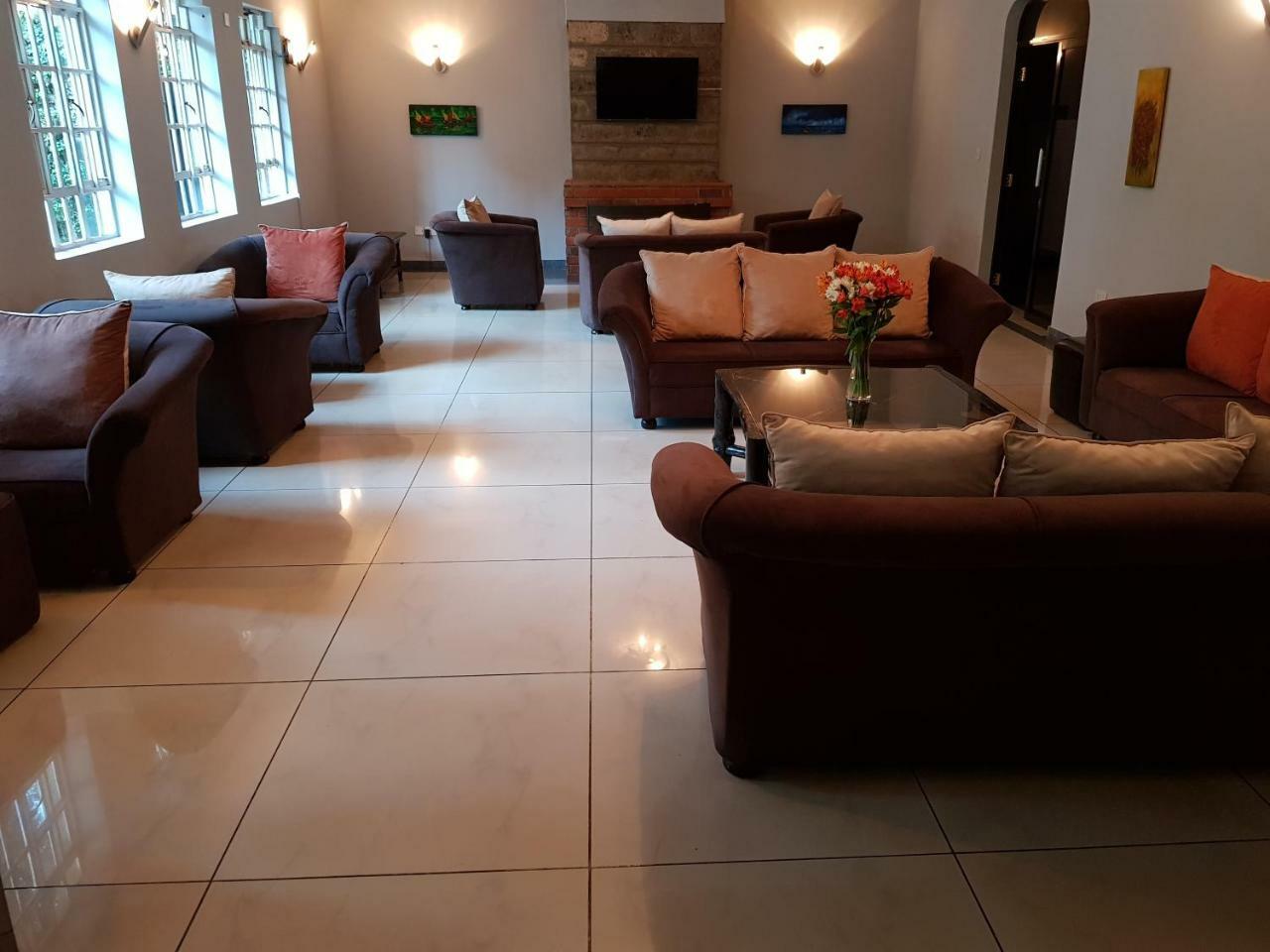Margarita House Hotell Nairobi Exteriör bild