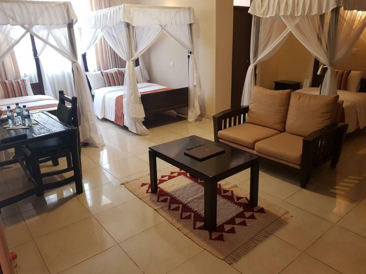 Margarita House Hotell Nairobi Exteriör bild